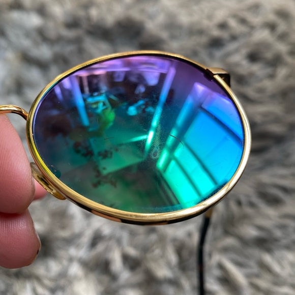 PRADA/ WILDFOX/ RAY BANS - Picture 9 of 14